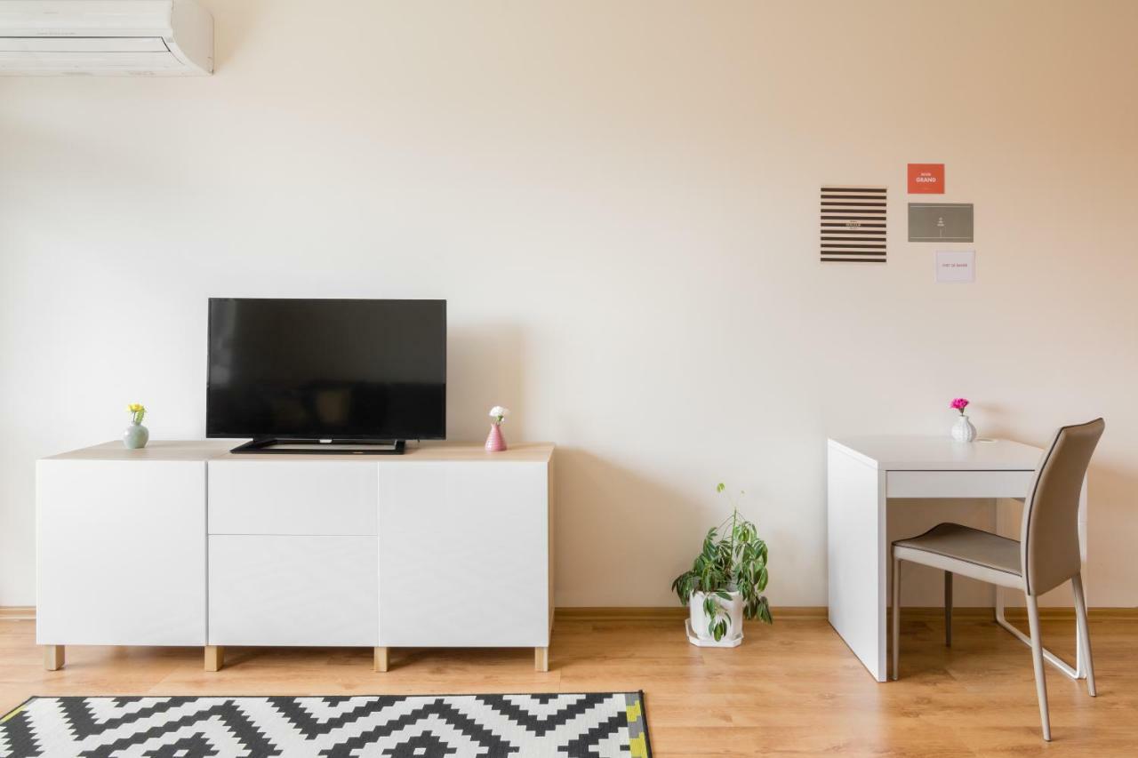 Vitosha View One Bedroom Apartment By Flat Mаnager Szófia Kültér fotó